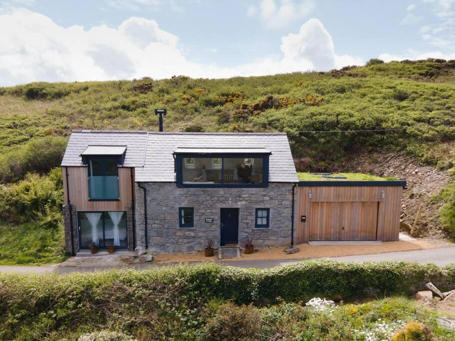 Cliff-Top Cottage On Coast Path W/Panoramic Views Trevine エクステリア 写真