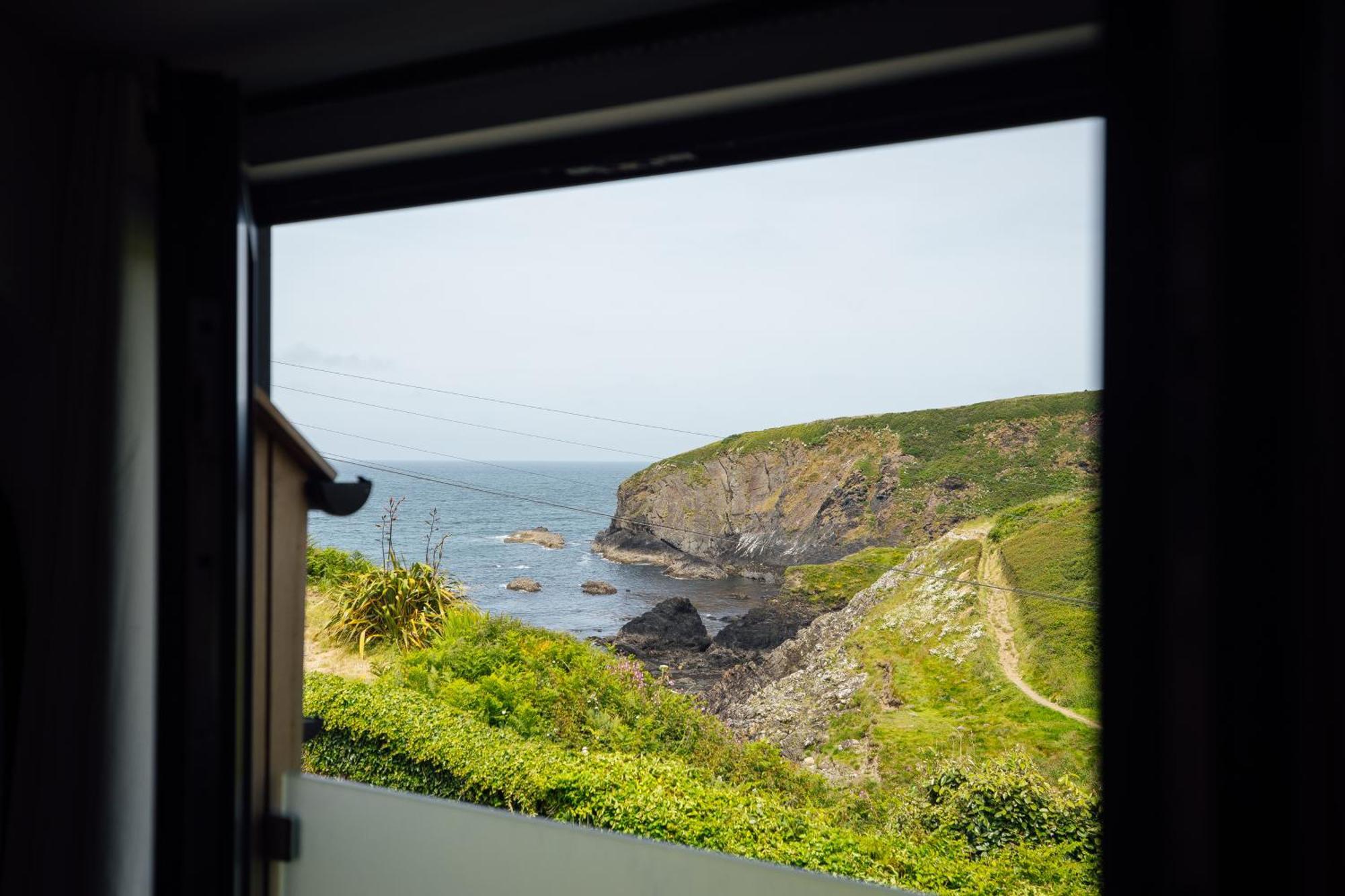 Cliff-Top Cottage On Coast Path W/Panoramic Views Trevine エクステリア 写真